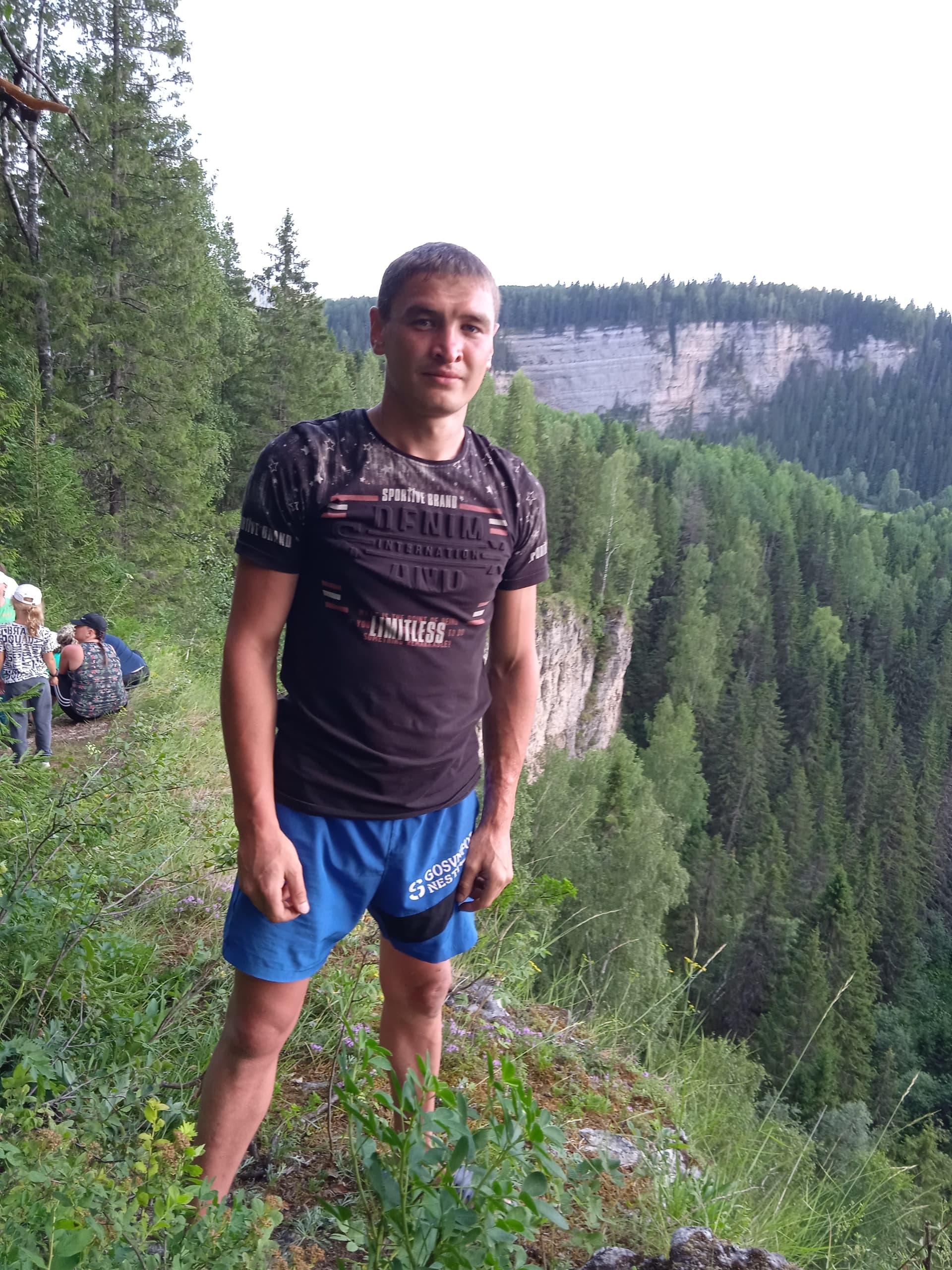 Александр Верхоланцев